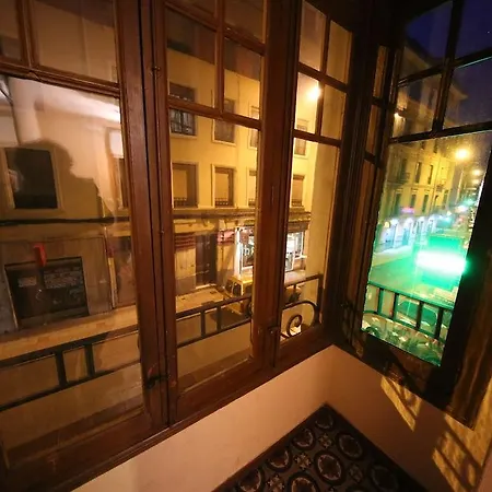 Alda Centro Hostel *