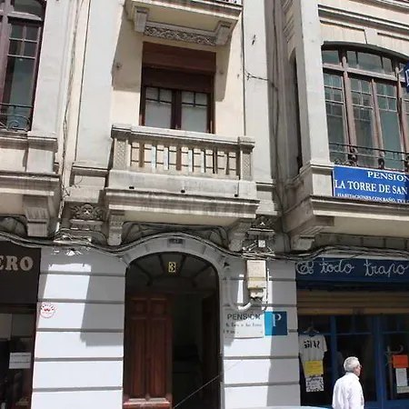 Alda Centro * León