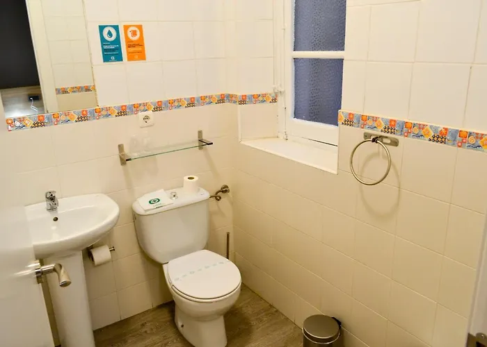 Alda Centro Хостел *